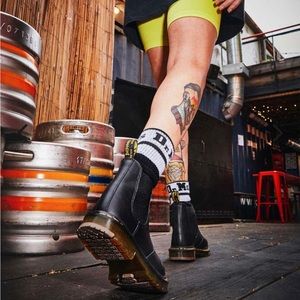 2976 SLIP RESISTANT LEATHER CHELSEA BOOTS